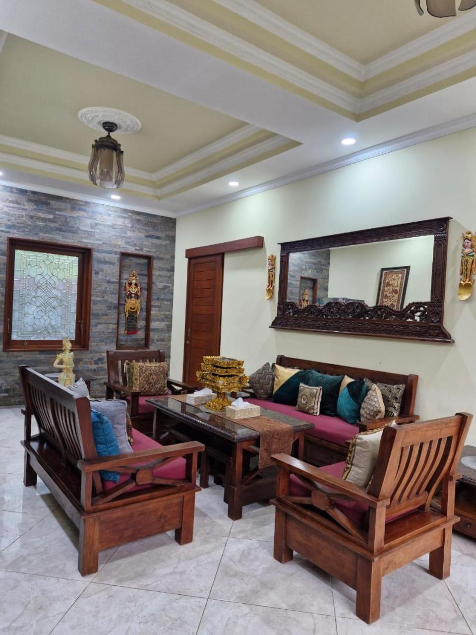 Sari Ayuning Nusa Guest House นูซาเลมโบงัน ภายนอก รูปภาพ